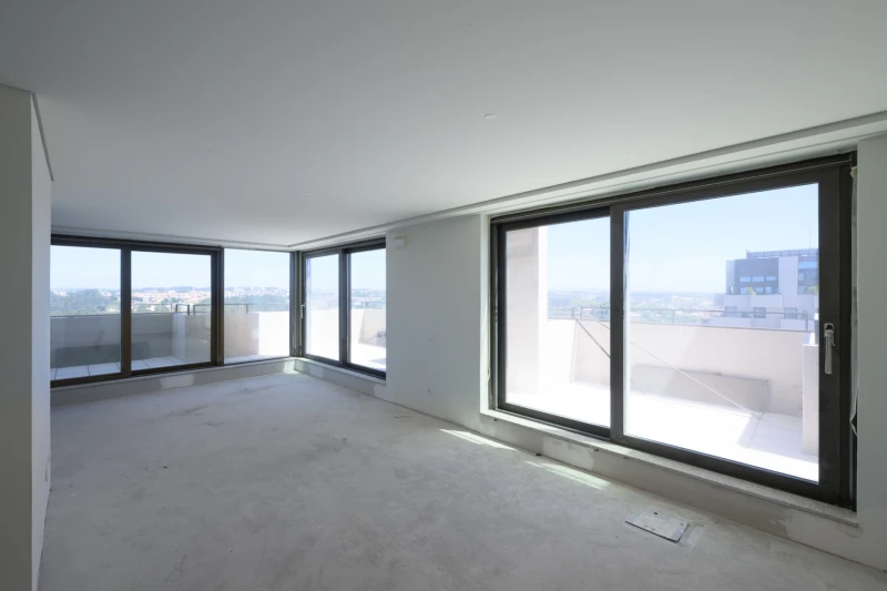 T4 Penthouse